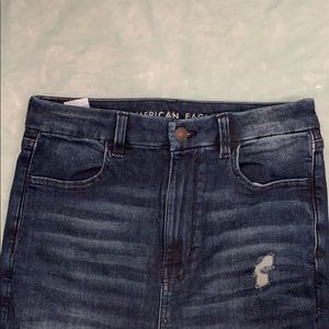 American eagle high wasted jeans